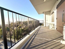 【神奈川県/横浜市磯子区汐見台】クレストレジデンス横浜　SKY VIEW SHIOMIDAI ポーチ