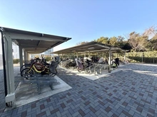 【神奈川県/横浜市磯子区汐見台】クレストレジデンス横浜　SKY VIEW SHIOMIDAI 駐輪場