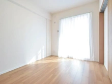 【神奈川県/横浜市磯子区磯子】クレッセント磯子 洋室