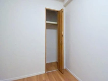 【神奈川県/横浜市磯子区磯子】クレッセント磯子 収納：サービスルーム（納戸）内