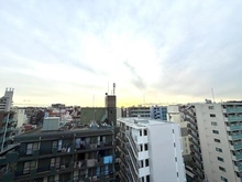 【神奈川県/横浜市中区若葉町】エクセレントシティ横浜関内 眺望：バルコニーから