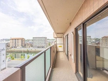 【神奈川県/横浜市磯子区原町】ナイスアーバン横濱根岸 バルコニー