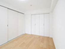 【神奈川県/横浜市南区山王町】コスモ吉野町駅前 洋室