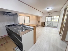 【神奈川県/横浜市磯子区森】第一磯子ハイツ リビング・ダイニング