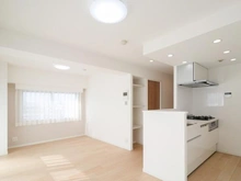 【神奈川県/横浜市南区二葉町】マイキャッスル横浜吉野町 リビング・ダイニング