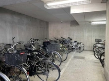 【神奈川県/川崎市宮前区馬絹】宮崎台南パーク・ホームズ弐番館 駐輪場