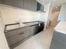 【神奈川県/川崎市中原区中丸子】THE KOSUGI TOWER キッチン