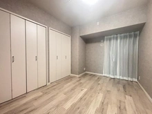 【神奈川県/川崎市中原区中丸子】THE KOSUGI TOWER 洋室