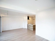 【神奈川県/横浜市港北区新羽町】モアグランデ新横浜北 リビング・ダイニング