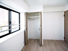 【神奈川県/横浜市港北区新羽町】モアグランデ新横浜北 洋室