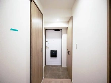 【神奈川県/横浜市港北区新羽町】モアグランデ新横浜北 玄関