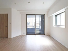 【神奈川県/横浜市南区高根町】ルシオン大通り公園 リビング・ダイニング