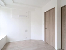 【神奈川県/横浜市南区高根町】ルシオン大通り公園 洋室