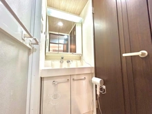 【神奈川県/横浜市中区吉浜町】エトアール吉浜 洗面所