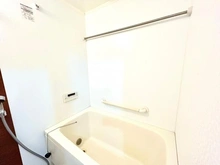 【神奈川県/横浜市中区吉浜町】エトアール吉浜 浴室