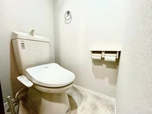 【神奈川県/横浜市中区吉浜町】エトアール吉浜 トイレ