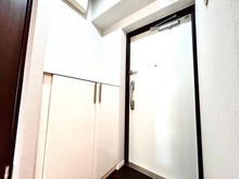 【神奈川県/横浜市中区吉浜町】エトアール吉浜 玄関