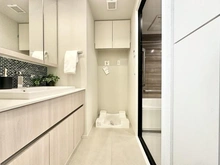 【東京都/港区白金台】ピアース白金台三丁目 洗面室