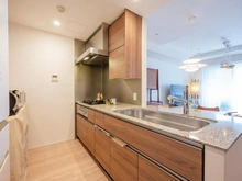 【東京都/新宿区富久町】富久クロスコンフォートタワー キッチン