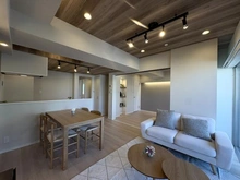 【東京都/墨田区向島】イニシア墨田押上 LDK：※家具・調度品は販売価格に含まれておりません