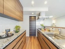 【東京都/三鷹市下連雀】プラウドシティ吉祥寺 E棟 キッチン