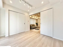 【東京都/新宿区若葉】ライトコート四谷 洋室