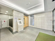 【東京都/新宿区若葉】ライトコート四谷 エントランス