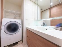 【東京都/新宿区市谷仲之町】プラウド市谷仲之町ヒルトップ 洗面室