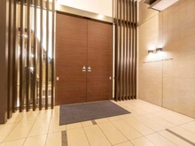 【東京都/新宿区市谷仲之町】プラウド市谷仲之町ヒルトップ エントランス