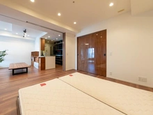 【東京都/新宿区富久町】富久クロスコンフォートタワー 洋室：奥：LDK