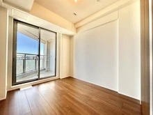 【東京都/新宿区富久町】富久クロスコンフォートタワー 洋室