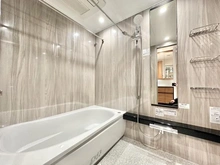 【東京都/新宿区富久町】富久クロスコンフォートタワー 浴室