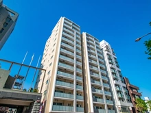 【東京都/新宿区愛住町】グランスイート四谷エクシア 外観：エクシア棟(左側)