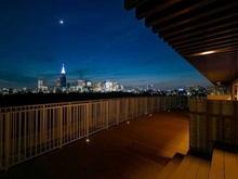 【東京都/新宿区大京町】プラウド新宿御苑エンパイア 共用部：屋上テラス