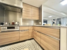 【東京都/新宿区富久町】富久クロスコンフォートタワー キッチン