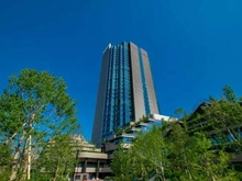 【東京都/新宿区四谷三栄町】パークホームズ四谷ザレジデンス CO・MO・RE YOTSUYA（現地より約440m）