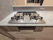 【東京都/新宿区大京町】パーク・コート四谷 キッチン：三口コンロ