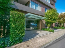 【東京都/新宿区大京町】パーク・コート四谷 アプローチ