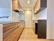 【東京都/新宿区市谷加賀町】ザ・パークハウス市谷加賀町レジデンス キッチン