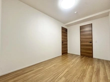 【東京都/新宿区市谷加賀町】ザ・パークハウス市谷加賀町レジデンス 洋室