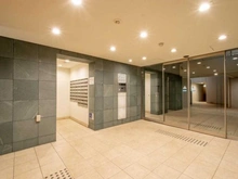 【東京都/新宿区市谷仲之町】プラウドジェム市ヶ谷 エントランス