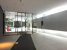 【東京都/港区南麻布】ブランズ麻布十番 エントランス