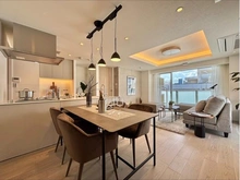 【東京都/新宿区市谷仲之町】パークハウス市谷仲之町 リビング・ダイニング