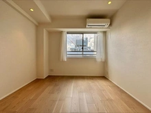 【東京都/新宿区市谷仲之町】パークハウス市谷仲之町 洋室