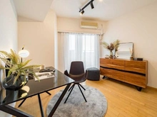 【東京都/新宿区富久町】ローレルコート新宿タワー 洋室