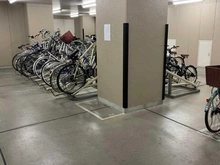 【東京都/新宿区富久町】ローレルコート新宿タワー 駐輪場