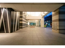 【東京都/新宿区四谷】ライオンズ四谷タワーゲート アプローチ