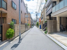 【東京都/港区南麻布】南麻布ローヤルコーポ 前面道路