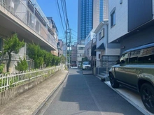 【東京都/新宿区四谷坂町】パレ坂町 前面道路