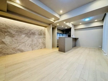 【東京都/新宿区大京町】プラウド新宿御苑エンパイア リビング・ダイニング